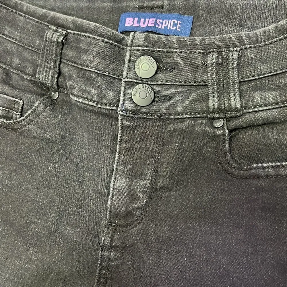 Blue Spice Juniors Size 1 Black Jean Shorts- SOFT!!!